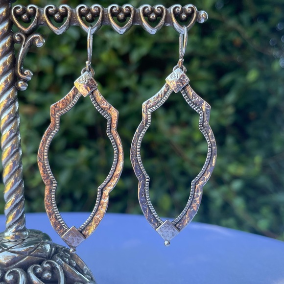 Silpada ‘Vintage Frame’ Sterling Silver Etched Earrings W3282 - Picture 3 of 15